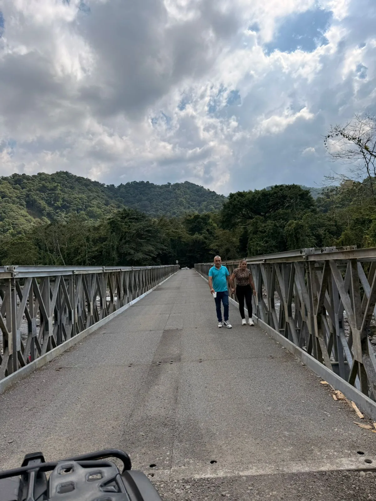 Crossing rural communities between Monteverde and La Fortuna via Caño Negro route