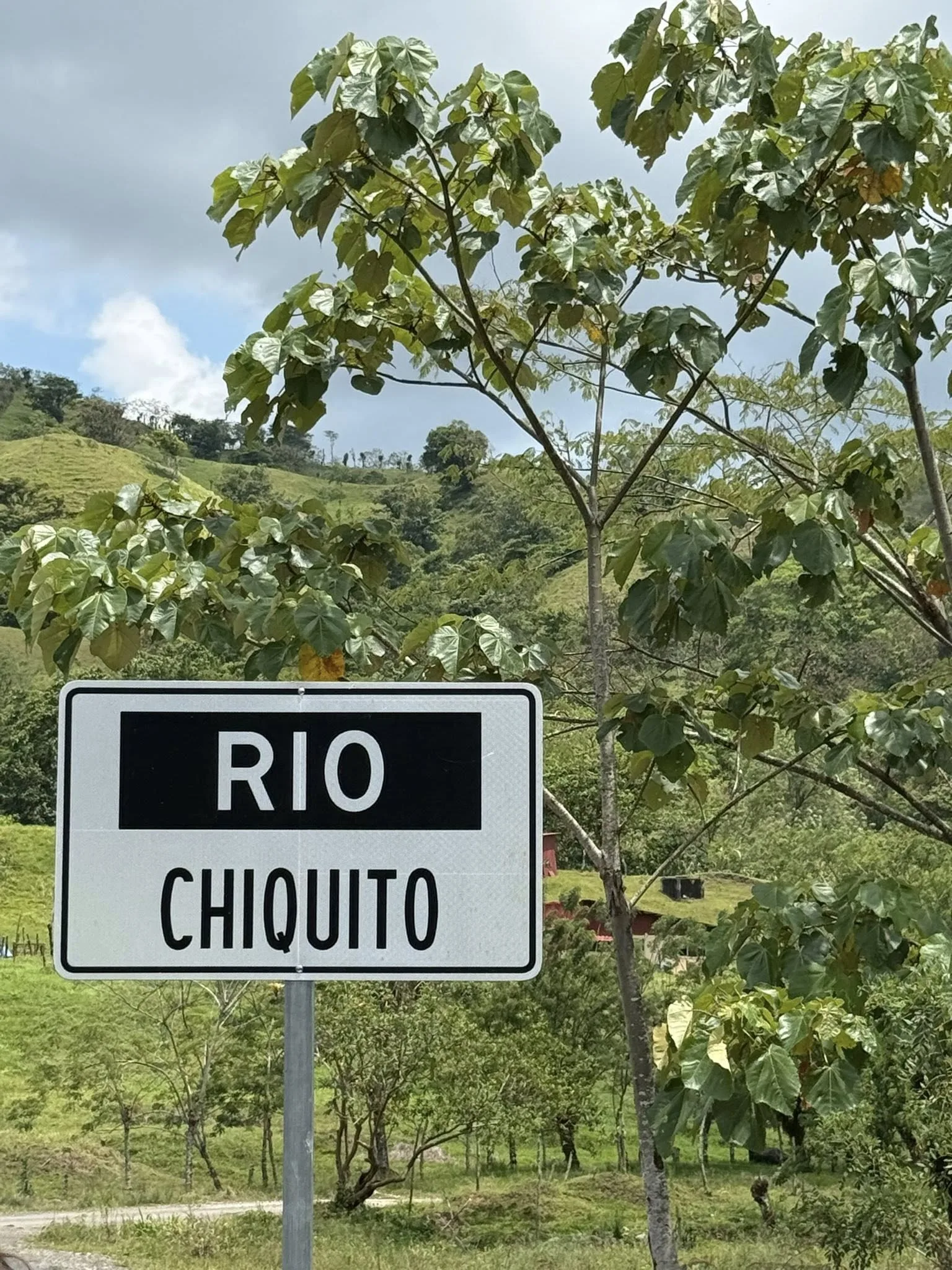 Route 936 road conditions between Monteverde Area and La Fortuna near Caño Negro Bridge