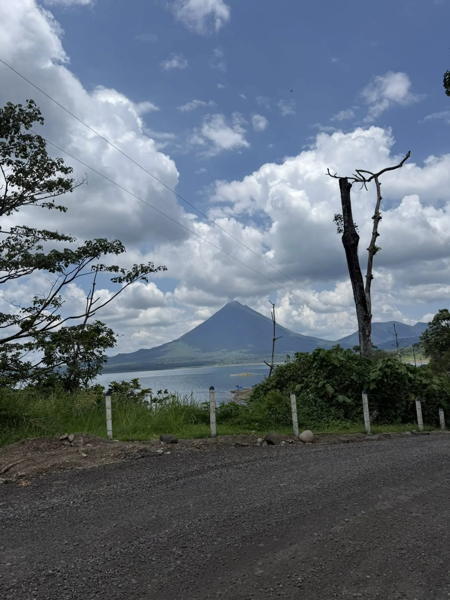 Viewpoint near El Castillo overlooking Lake Arenal on the way to La Fortuna